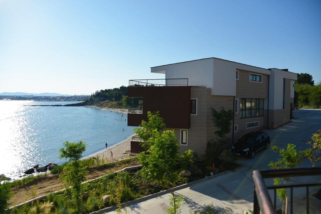 Akrotiriya Apartments Suite Nesebar Exterior photo